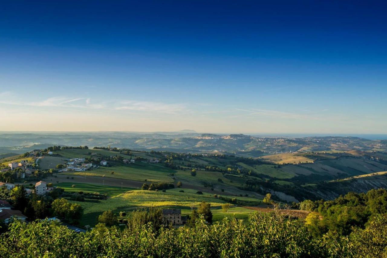 La Rosa Scarlatta Monterubbiano Eksteriør bilde